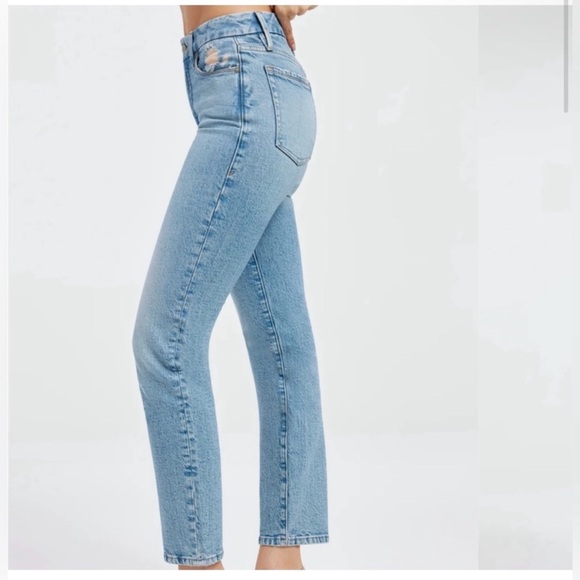 Good American Jeans - Picture 2 of 8